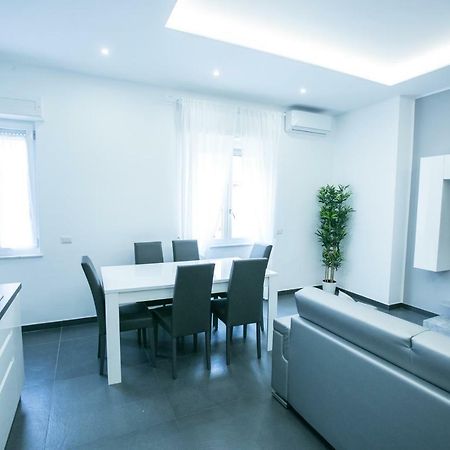 Appartement Benvenuti al Sud Naples Extérieur photo