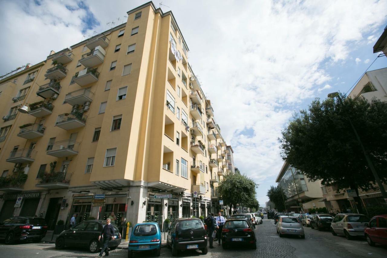 Appartement Benvenuti al Sud Naples Extérieur photo